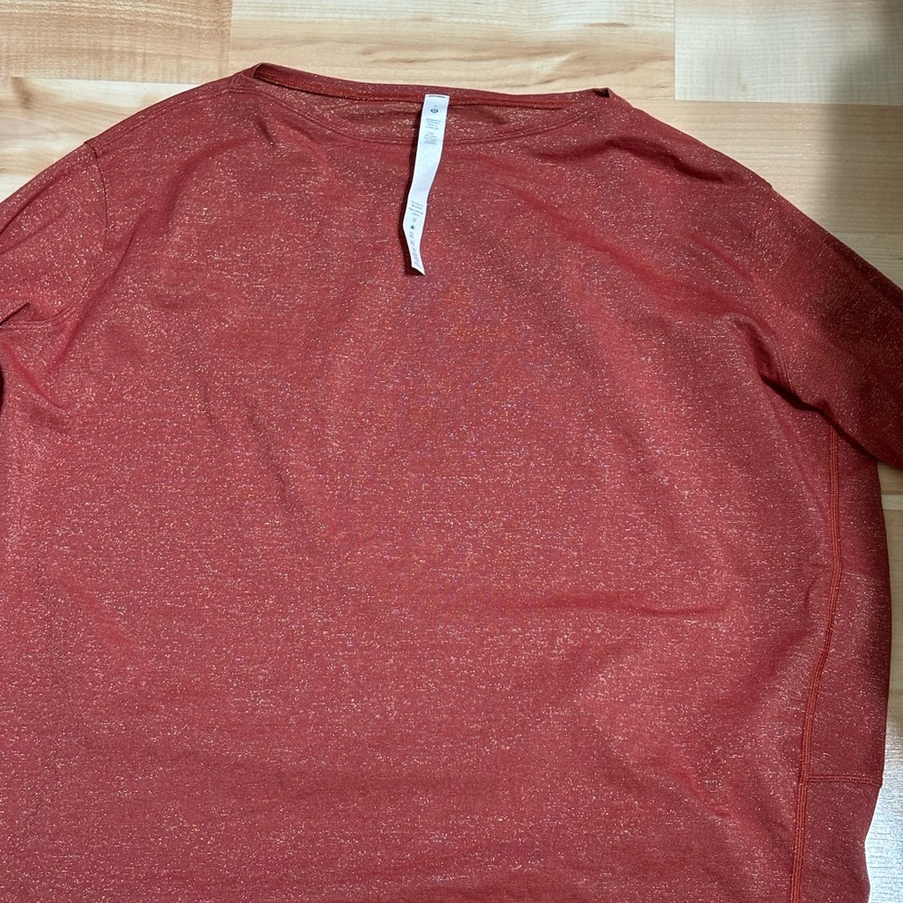 10 CLOTHING BUNDLE! - Picture 7 of 15